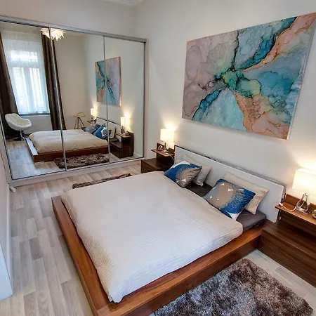 Your Near Parliament * Budapest